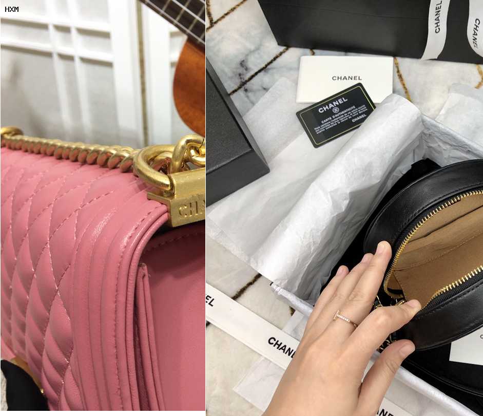 petit sac à rabat avec poignée chanel