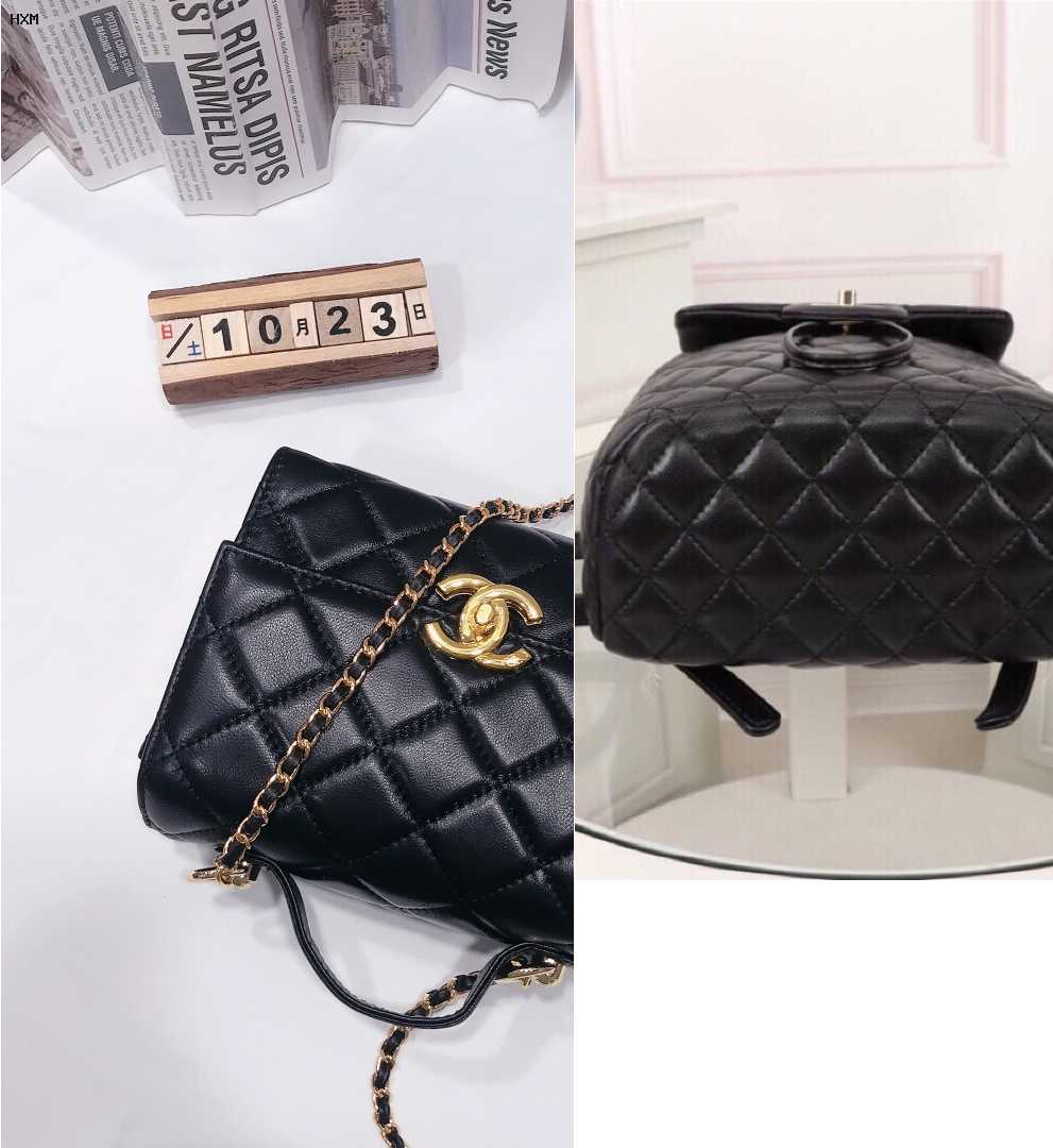 sac à main chanel timeless jumbo en cuir grainé matelassé noir